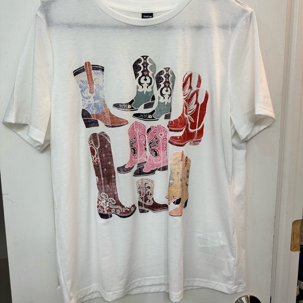 Large white shirt with cowboy boots never worn